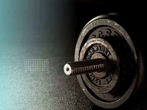 20 Must-Have Gym Bag Essentials for Active Women